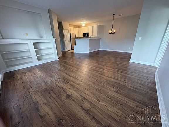 5th image of 3232 Grand Falls Blvd