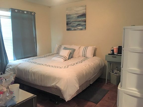 4th image of 308 Morningside Dr #205