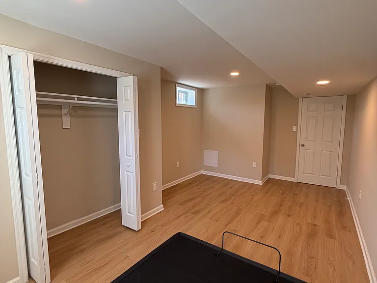 6524 Greenleaf St — Photo 12