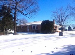 4206 Walters Hatchery Rd, York, PA 17408