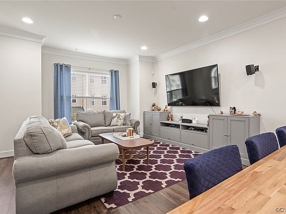 4th image of 5413 Coopers Walk Ln