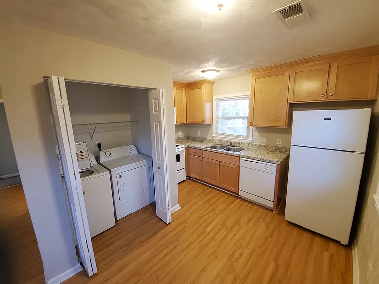 8021 Ransom Rd — Photo 12