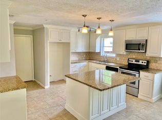 9802 Hughes Ranch Rd, Houston, TX 77089