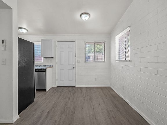 4th image of 1415 E Adelaide Dr #1419
