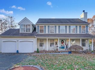 216 Kelly Lynn Ln, Brick, NJ 08724