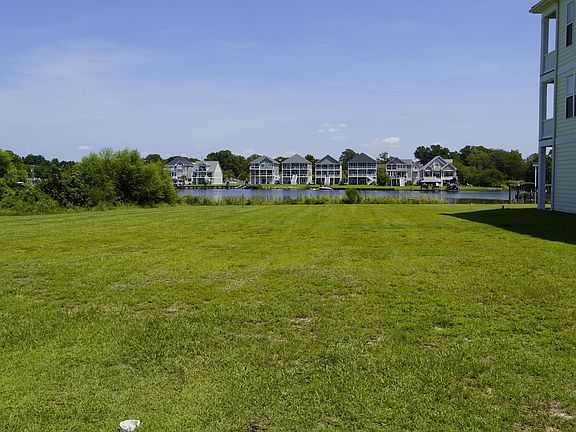 3rd image of 209 Laguna Lane LOT 14