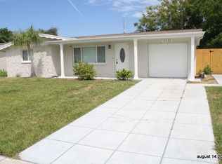 4445 Spring Lake Ct, New Port Richey, FL 34652