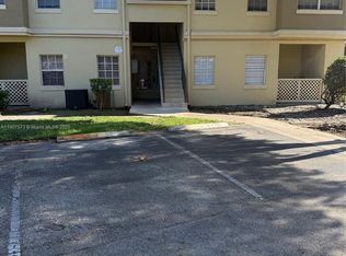 18308 NW 68th Ave APT F, Hialeah, FL 33015