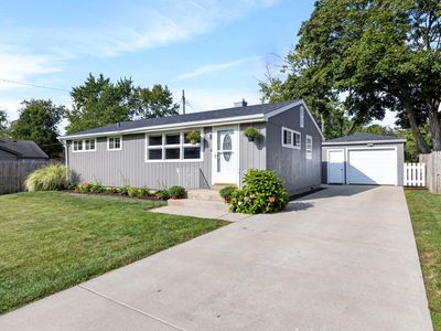 549 Ridgelawn St, Crown Point, IN, 46307