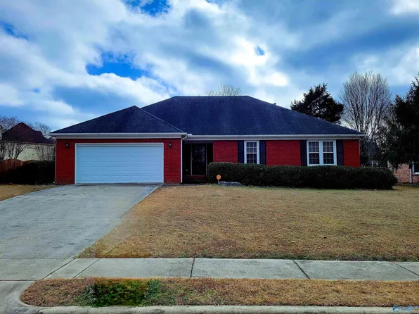 122 Pebble Brook Cir, Madison, AL 35758