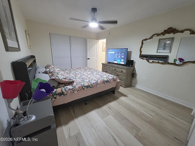 7411 Colony Cove Ln — Photo 4