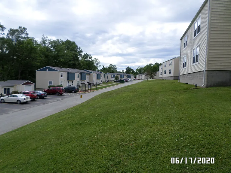 324 Mitchell Dr #324 — Photo 2
