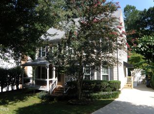 2532 Ashley Ct, Raleigh, NC 27607