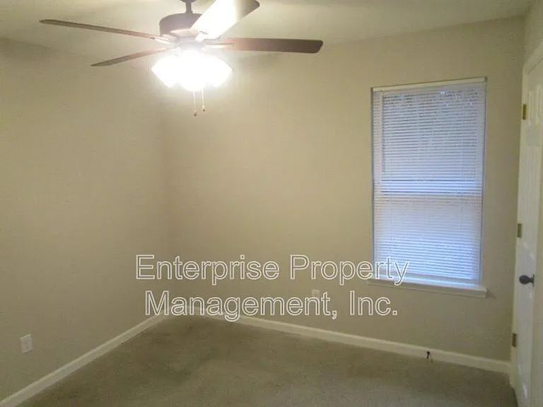 3490 Ardmore St — Photo 10