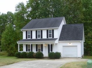 408 Fair Glen Rd, Holly Springs, NC 27540
