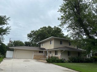 2235 Quebec Ave S, Saint Louis Park, MN 55426