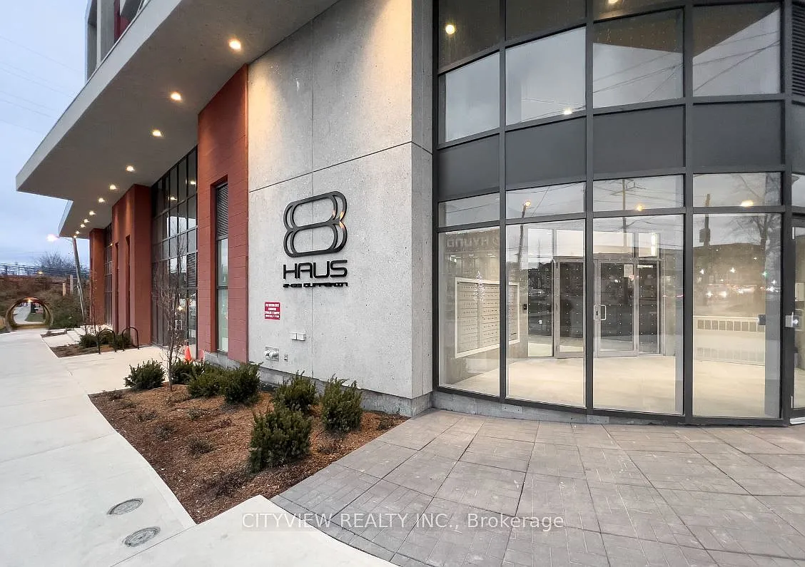 2 bed, $2,500 — Photo 1