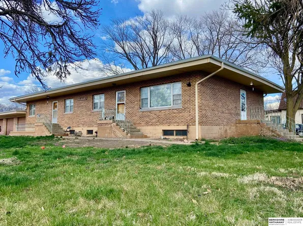 201 N 11th St, Tekamah, NE 68061