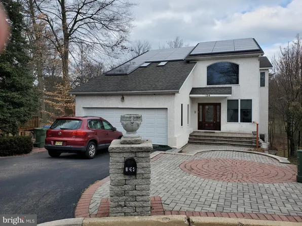 124 Rue Du Bois, Cherry Hill, NJ 08003