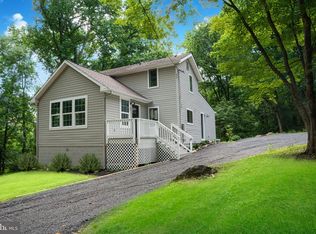 8214 Hawkins Creamery Rd, Gaithersburg, MD 20882