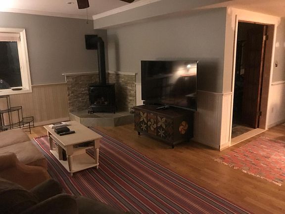 rec room and optional fourth bedroom