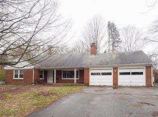 721 Piccadilly Rd, Kalamazoo, MI 49006