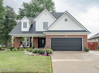 7226 Strive Ln, Louisville, KY 40258