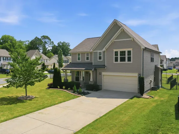 423 Fairway Dr, Mebane, NC 27302