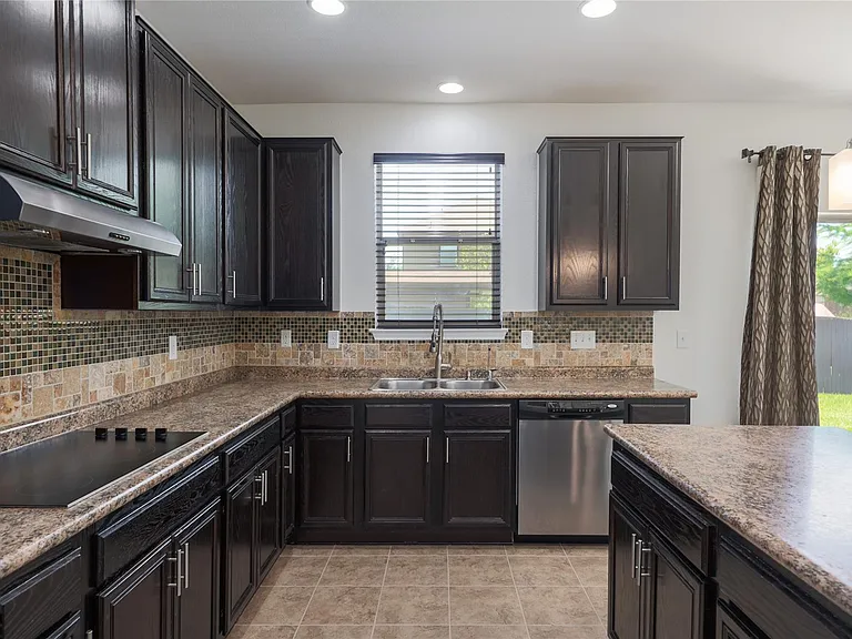 8725 Panadero Dr — Photo 10
