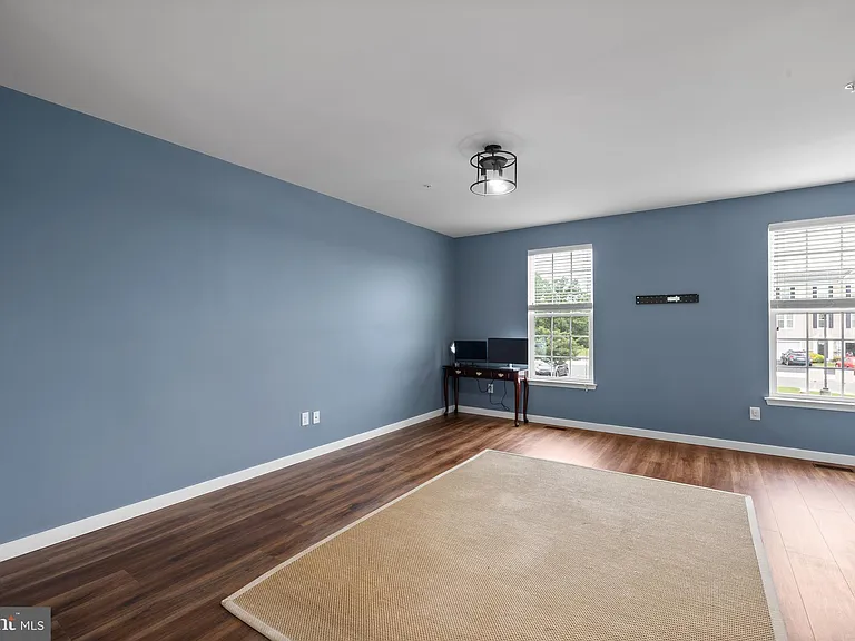 110 Topaz Dr — Photo 19