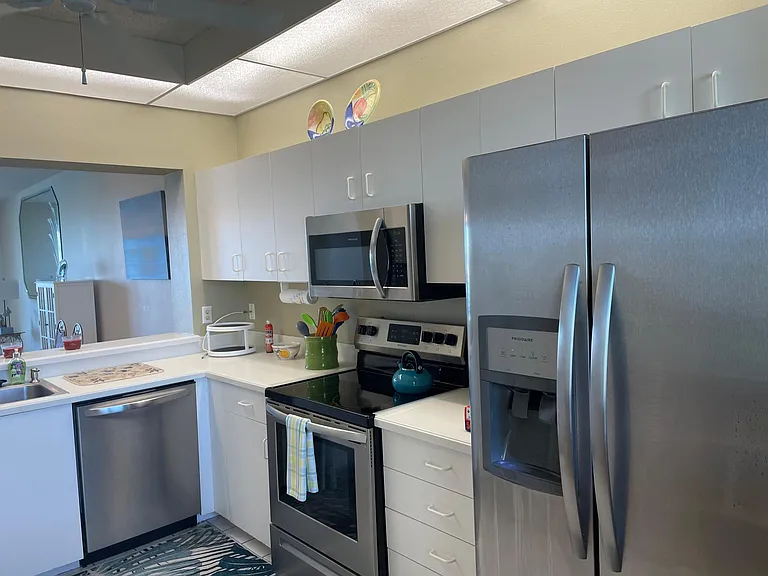7872 Sailboat Key Blvd S — Photo 11