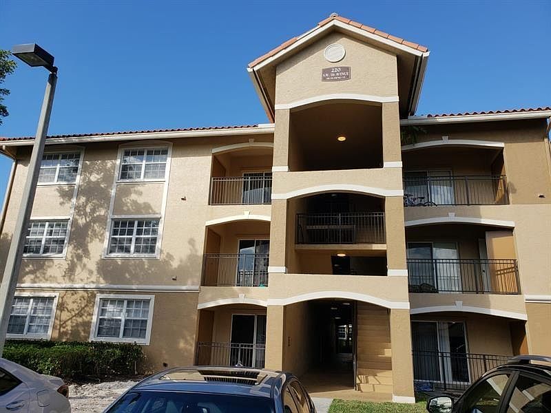 1st image of 220 SW 116th Ave #15301