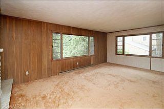 3rd image of 145 Irving Park Dr