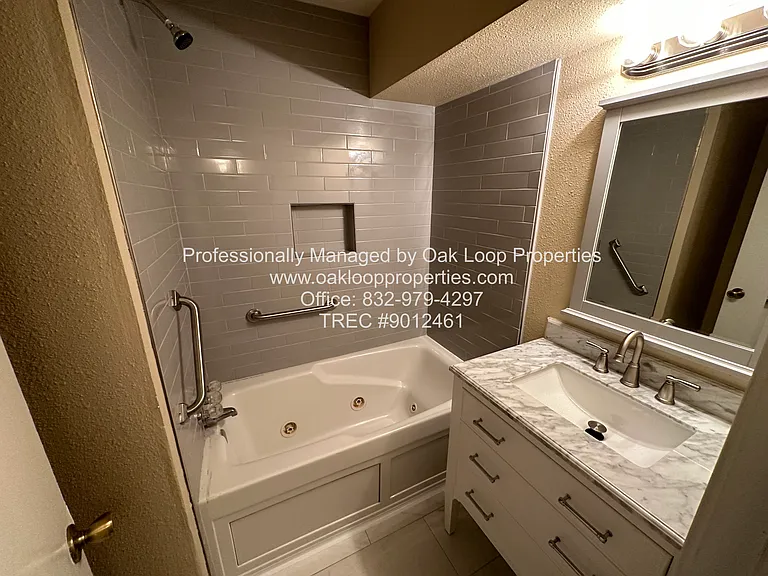 9306 Bollingbrook Dr — Photo 19