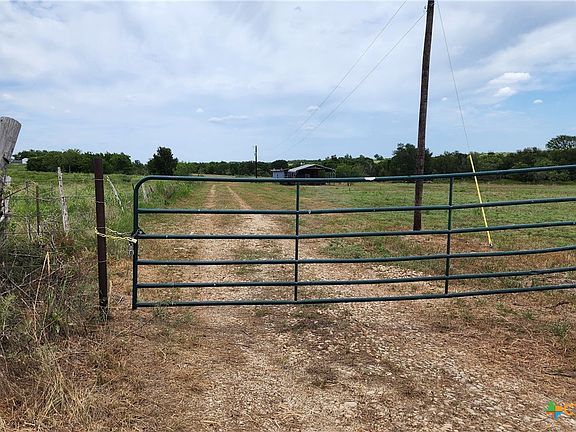 2nd image of 2570 County Road 104