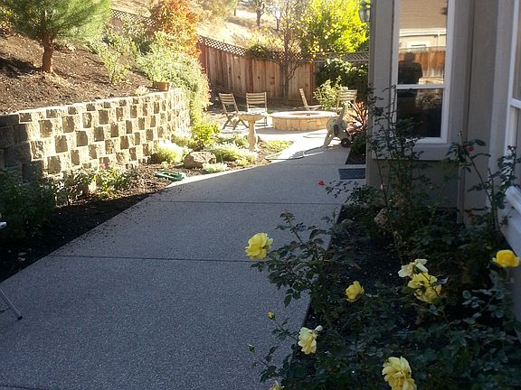3rd image of 2707 Deer Meadow Dr