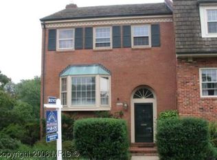 6340 Golf Course Sq, Alexandria, VA 22307