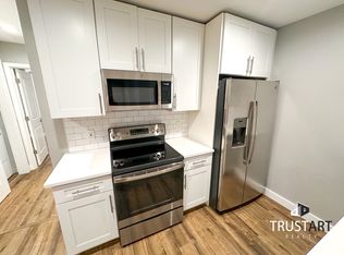 1712 N Marshall St #3, Philadelphia, PA 19122