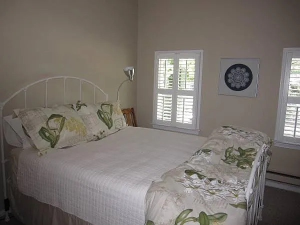 2nd Bedroom / Office (as a Bedroom)