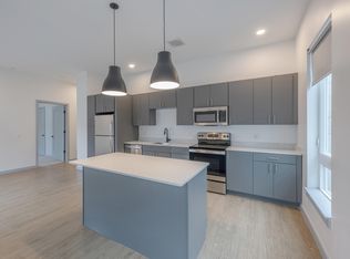 Seacoast Residences, Kittery, ME 03904