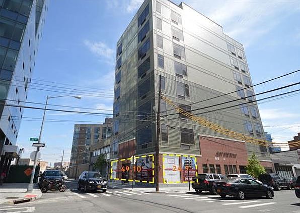 1st image of 4237 27th St #Cf