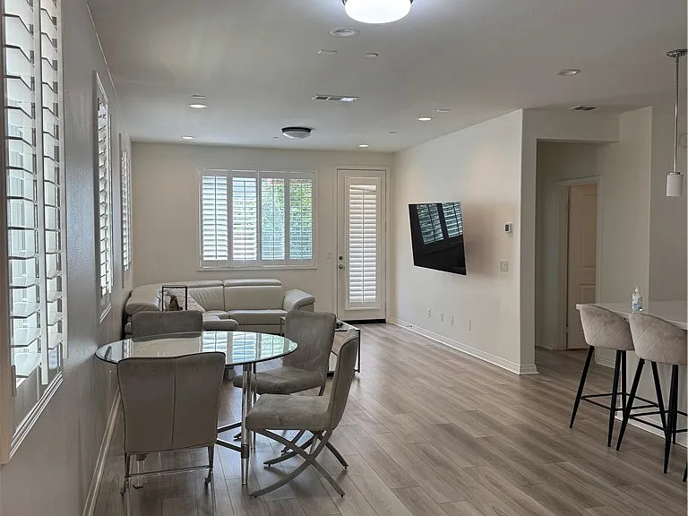 16150 Grassland Ave — Photo 3