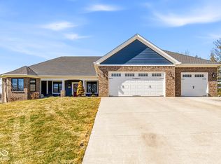 1244 N Buck Creek Rd, Greenfield, IN 46140