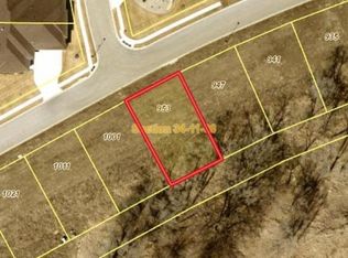 953 Lacebark Ln, Lincoln, NE 68521