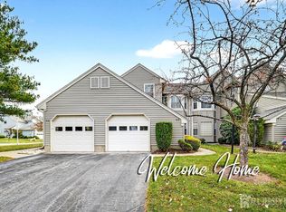 57 Yorkshire Dr, Monroe Township, NJ 08831