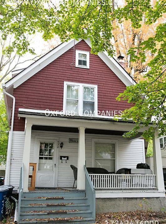 1st image of 930 Dewey Ave #930