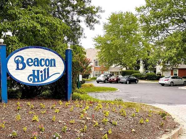406 Beacon Hill Dr, Southampton, PA 18966