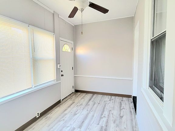 3rd image of 602 Powell St