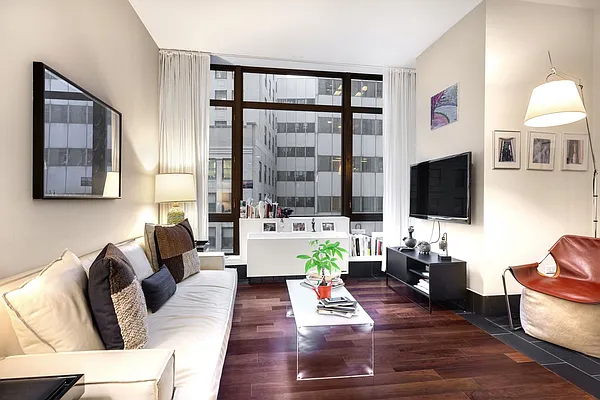 Rented by Compass | media 40
