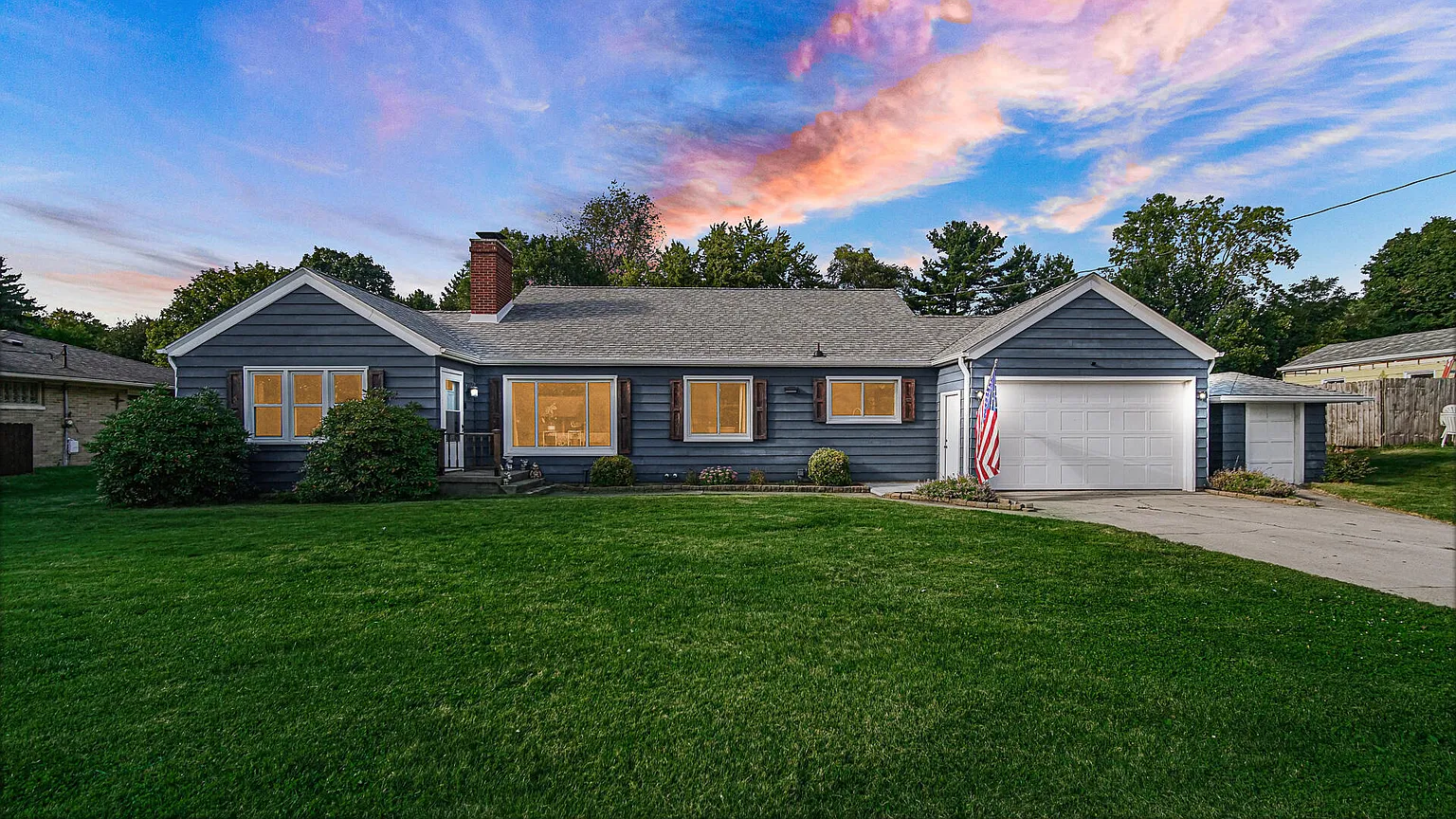 343 W Johnson Rd photo 1